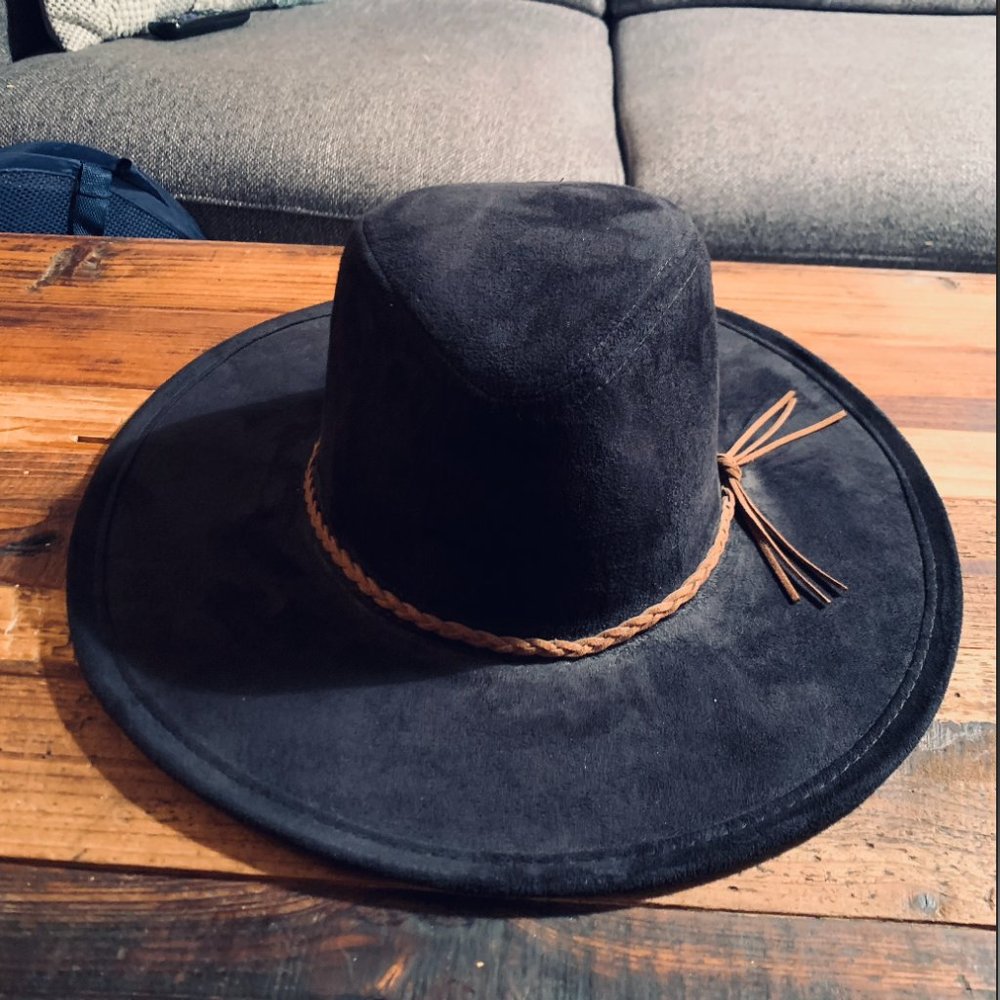 Black Flat Brim Fedora/Rancher Hat